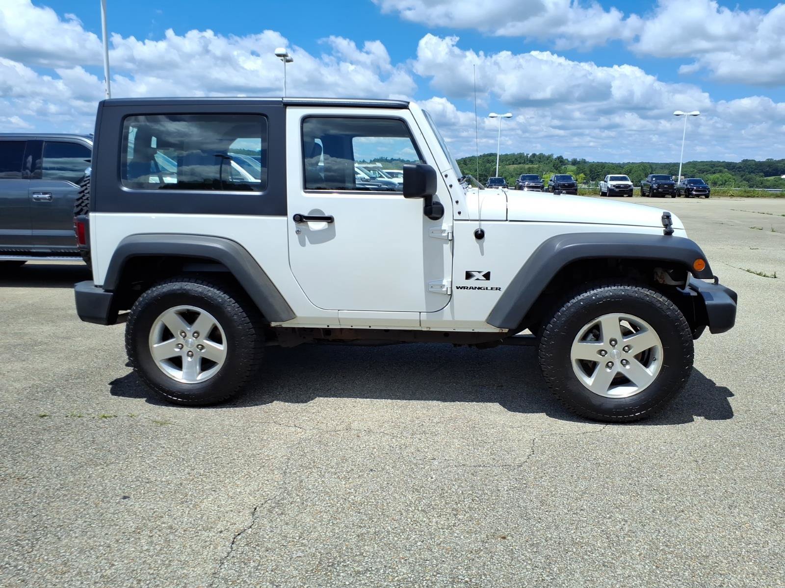Used 2009 Jeep Wrangler X AWD/4WD image 6