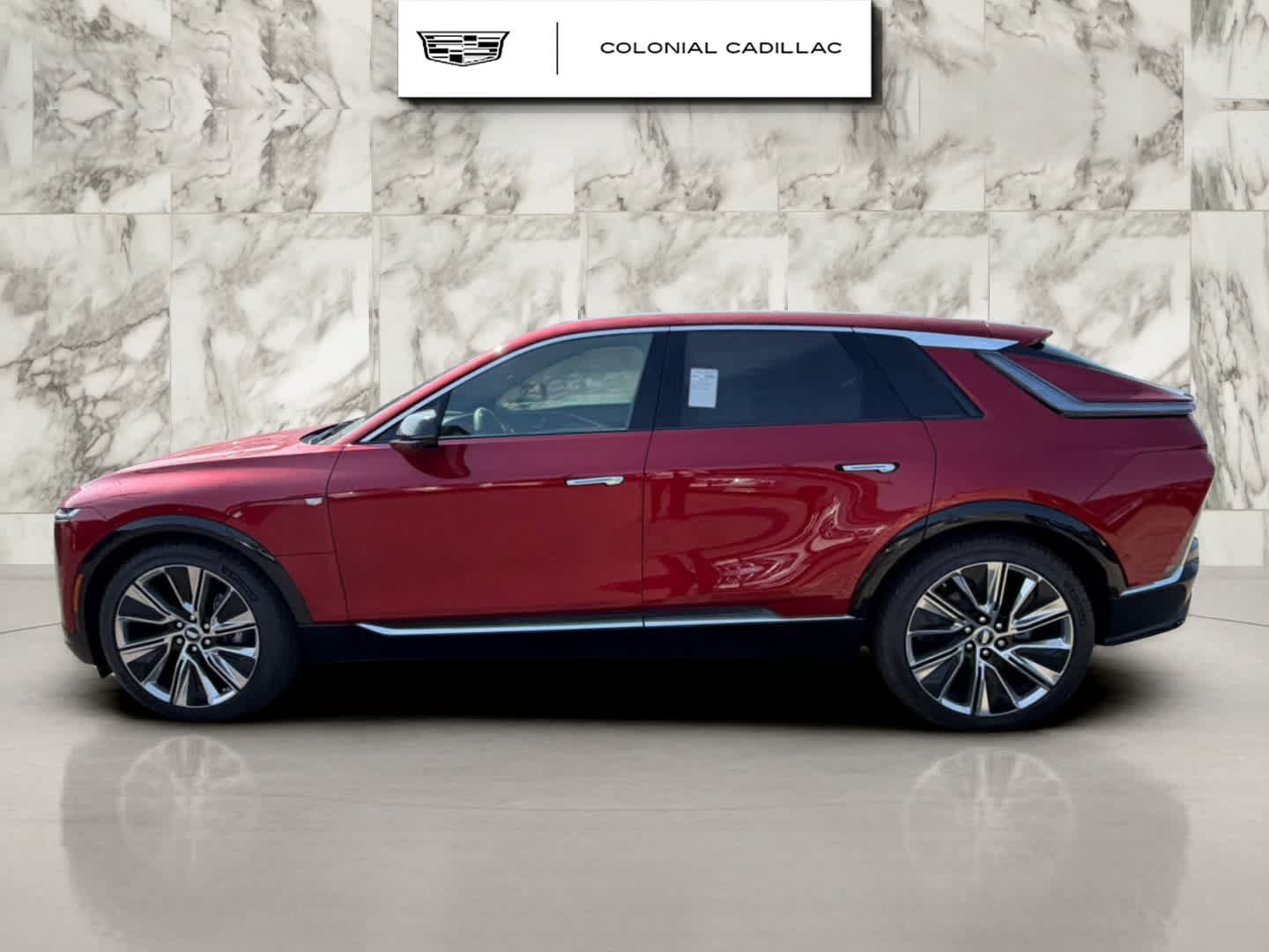Used 2026 Cadillac Lyriq Signature Luxury w/ Nappa Leather Package AWD/4WD image 4