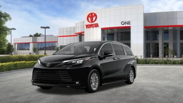 New 2026 Toyota Sienna XLE FWD image 32