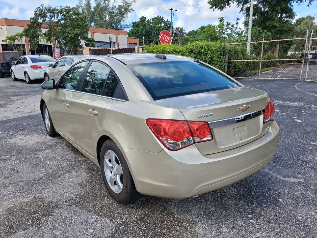 Used 2016 Chevrolet Cruze LT FWD image 8