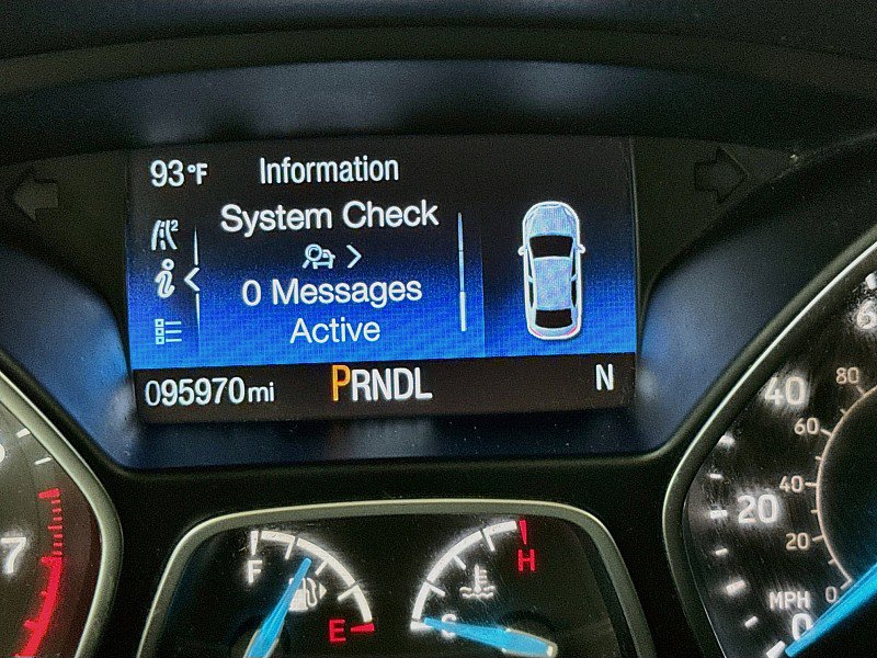 Used 2018 Ford Focus SE FWD image 13