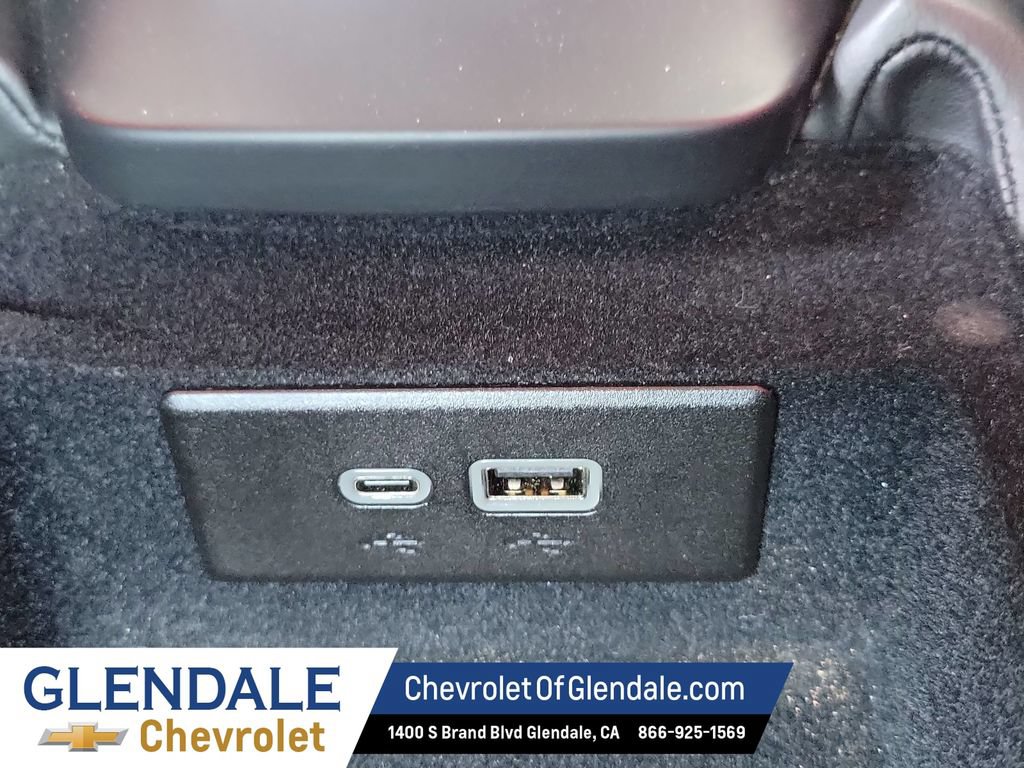 Used 2025 Chevrolet Corvette Z06 RWD image 26