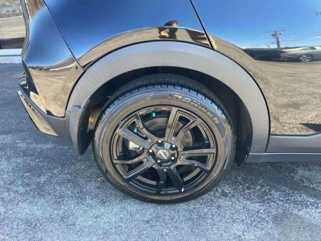 Used 2023 Nissan Kicks SR image 13