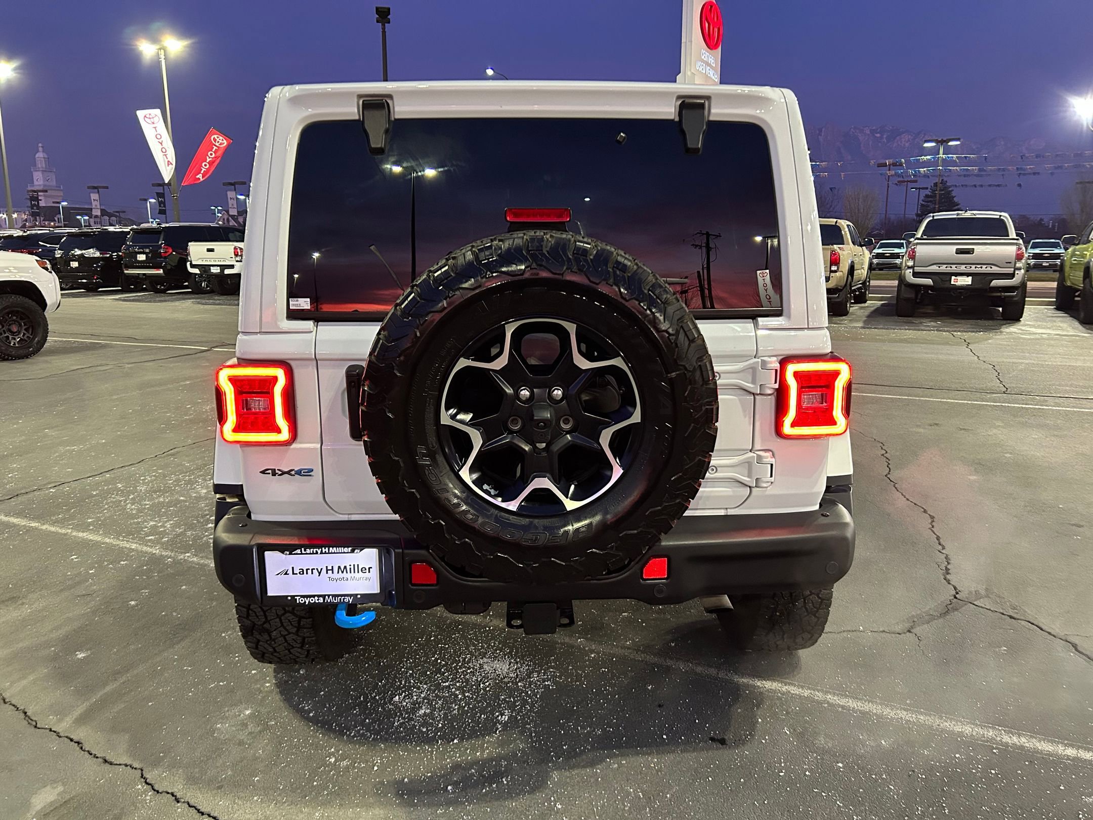 Used 2021 Jeep Wrangler Unlimited Rubicon 4xe w/ Steel Bumper Group image 4