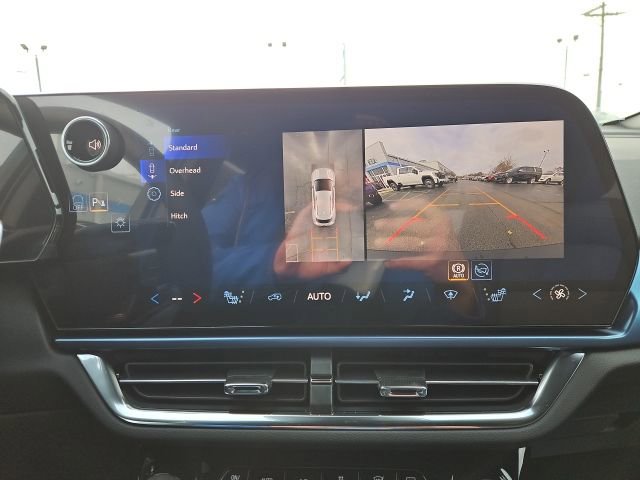 New 2026 Chevrolet Equinox EV LT AWD/4WD image 45