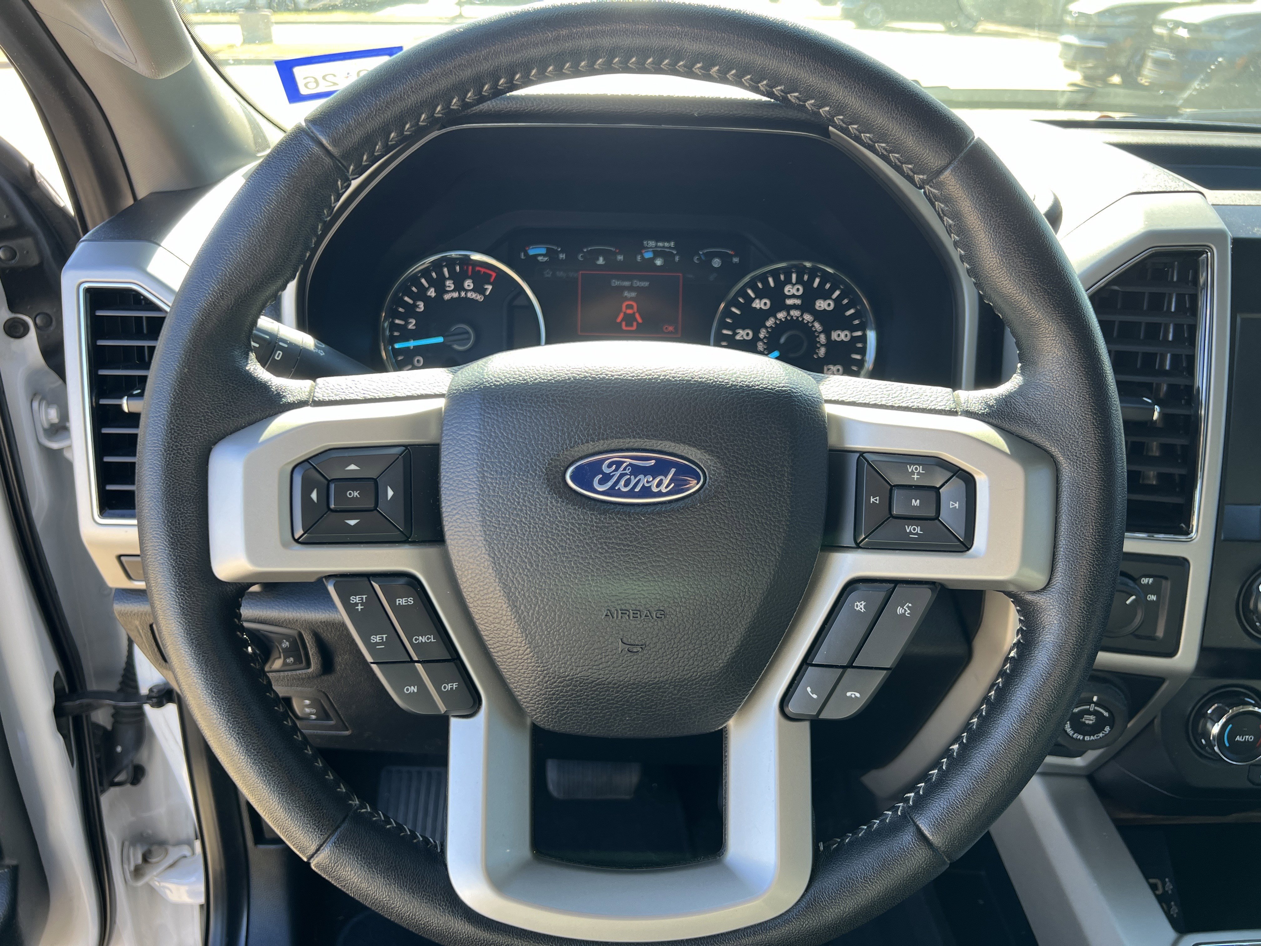 Used 2019 Ford F150 Lariat image 25