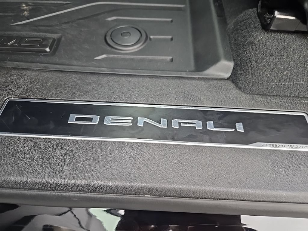 Used 2026 GMC Sierra EV Denali AWD/4WD image 16