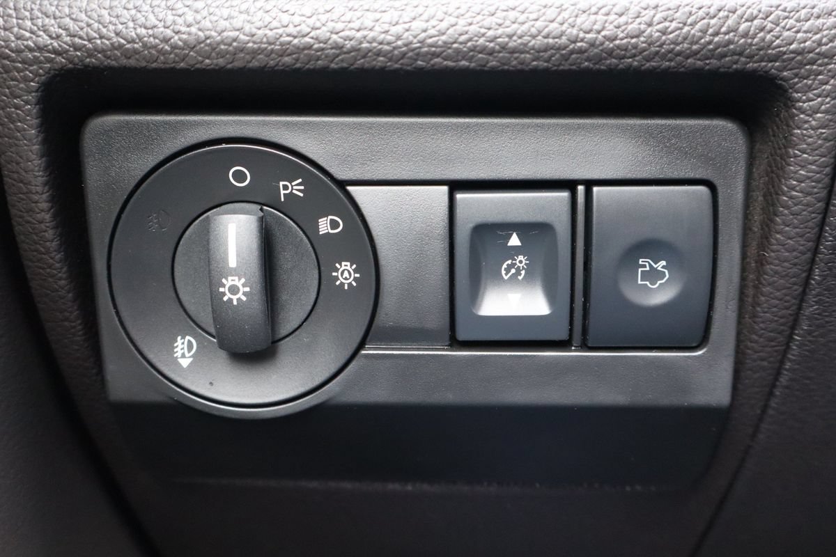 Used 2011 Ford Fusion SEL w/ 301A Rapid Spec Order Code FWD image 30