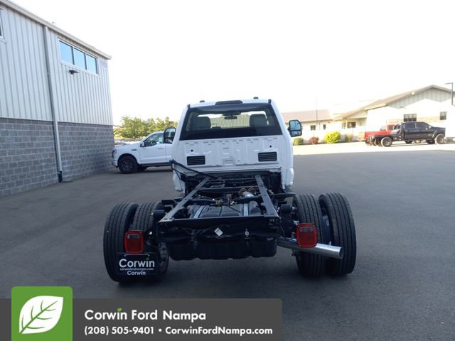 New 2025 Ford F550 4x4 Regular Cab Super Duty image 4