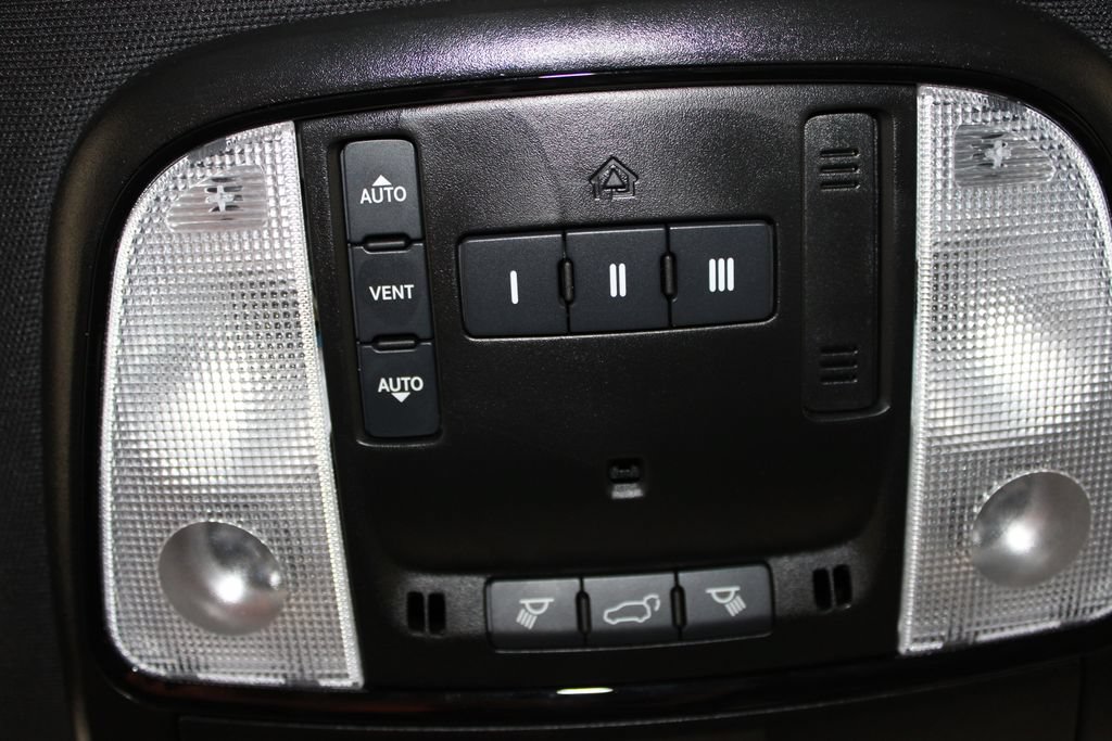 Used 2024 Dodge Durango GT AWD/4WD image 59