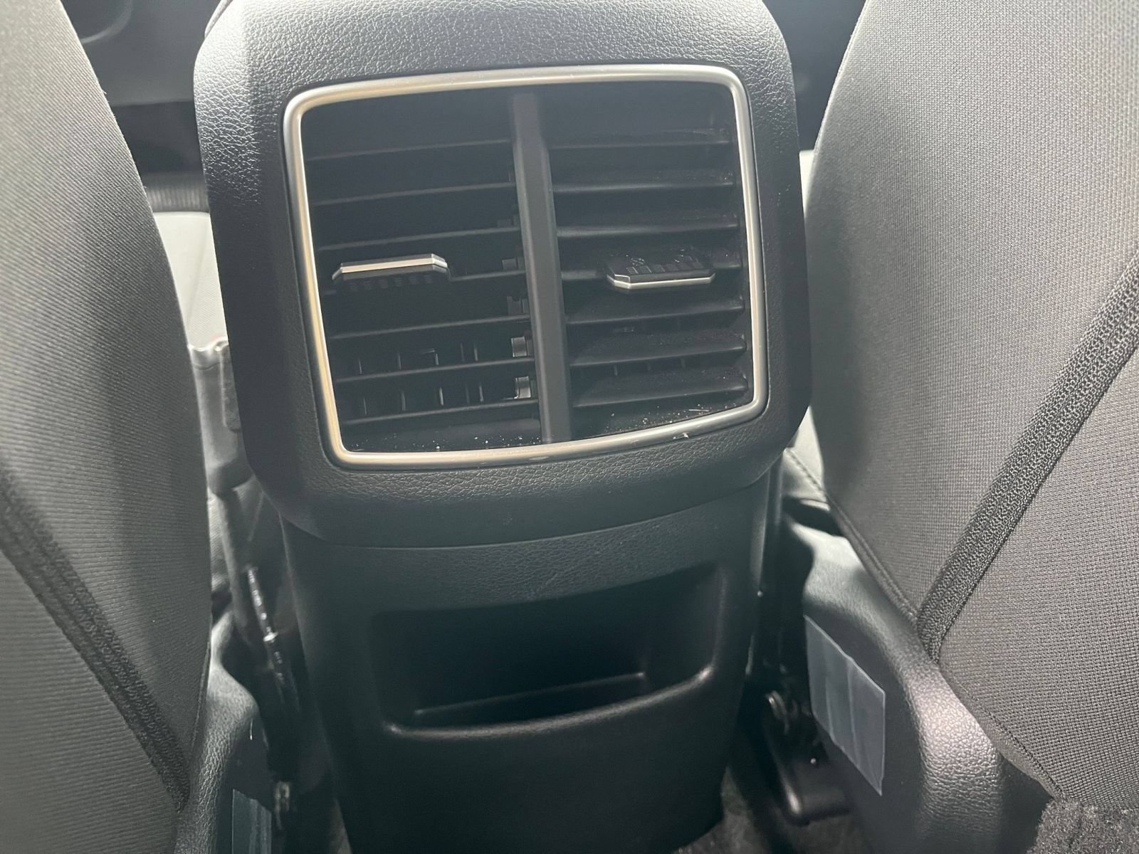 Used 2025 Kia Sportage LX FWD image 23