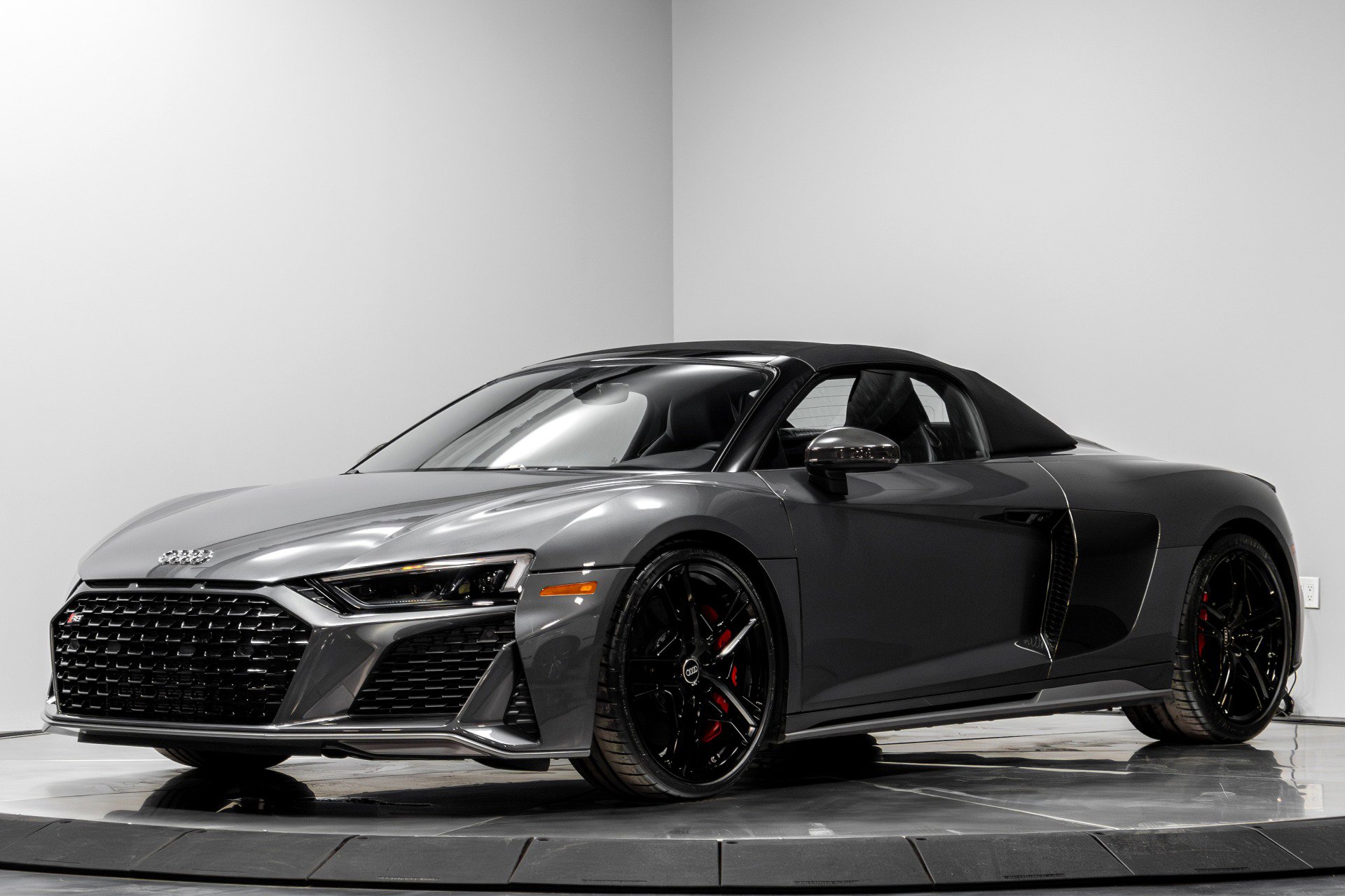 Used 2022 Audi R8 V10 performance image 4