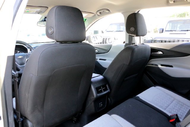 Used 2022 Chevrolet Equinox LS w/ LS Convenience Package AWD/4WD image 25