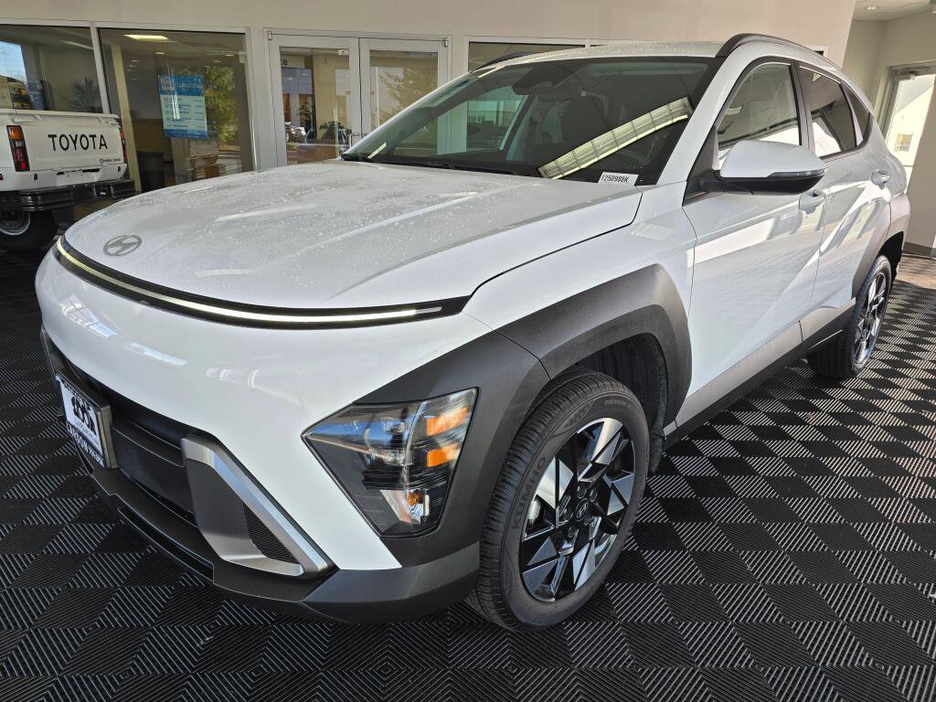 Used 2024 Hyundai Kona SEL image 7