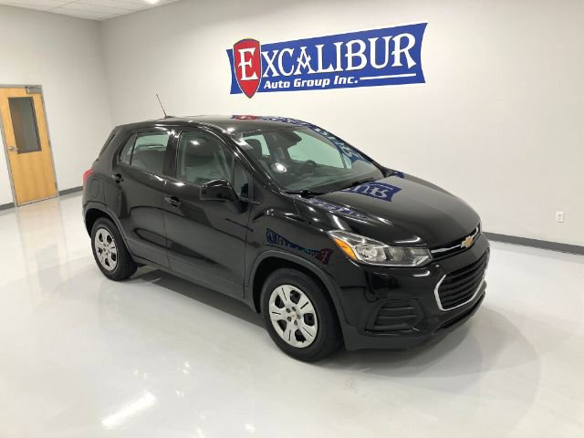 Used 2019 Chevrolet Trax LS w/ LPO, Cargo Package image 42