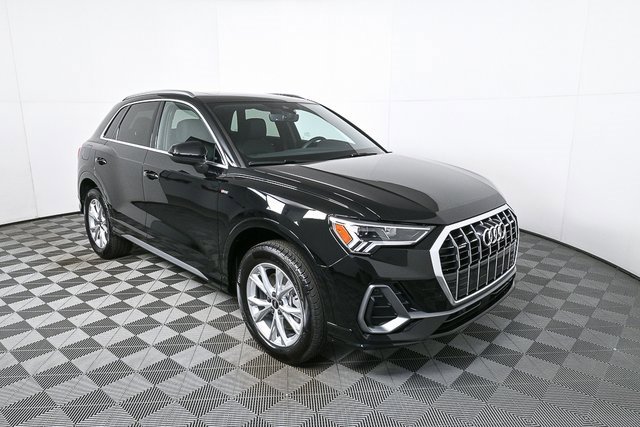 New 2025 Audi Q3 2.0T Premium