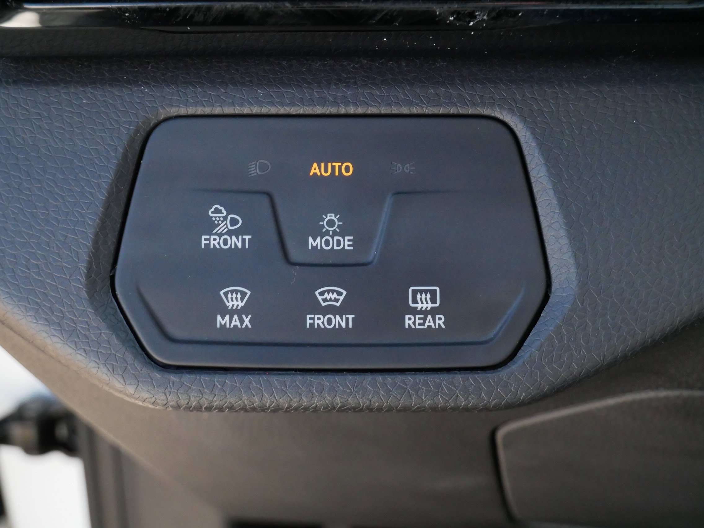 Used 2023 Volkswagen ID.4 Pro S image 26