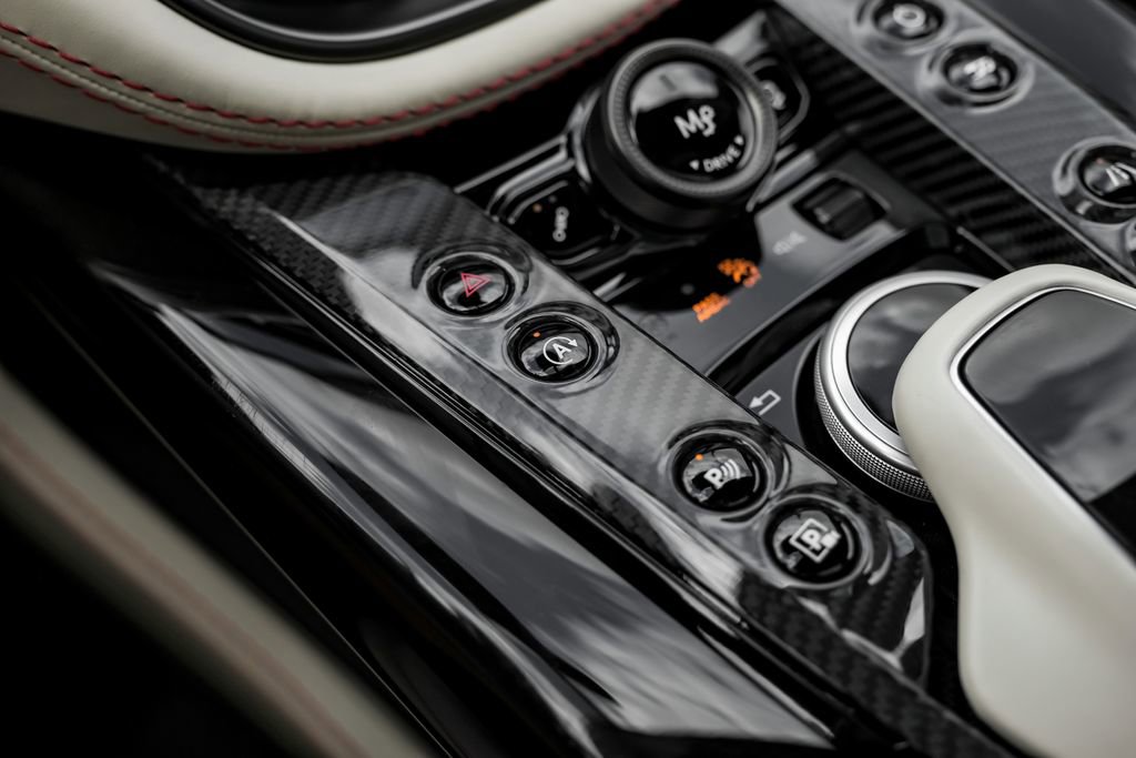 Used 2023 Aston Martin DBX 707 image 21