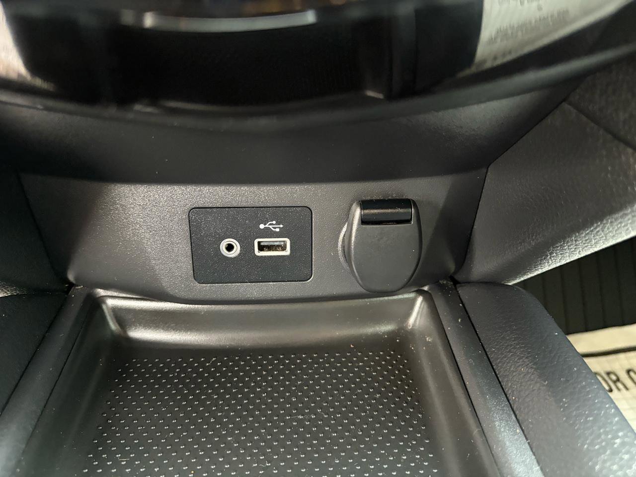 Used 2018 Nissan Rogue S FWD image 52