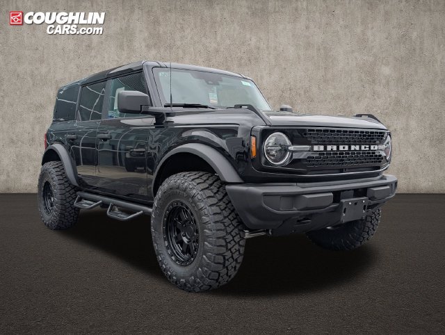 New 2026 Ford Bronco Big Bend w/ Black Appearance Package