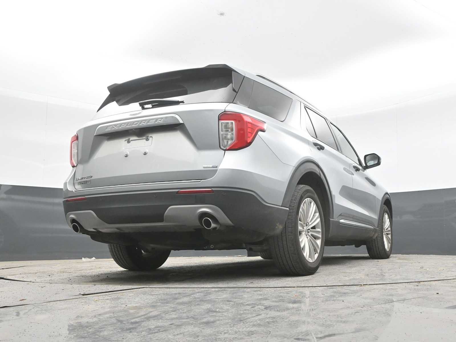 Used 2020 Ford Explorer Limited AWD/4WD image 33