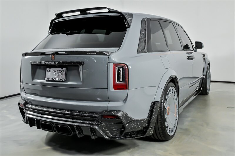 Used 2023 Rolls-Royce Cullinan AWD/4WD image 14