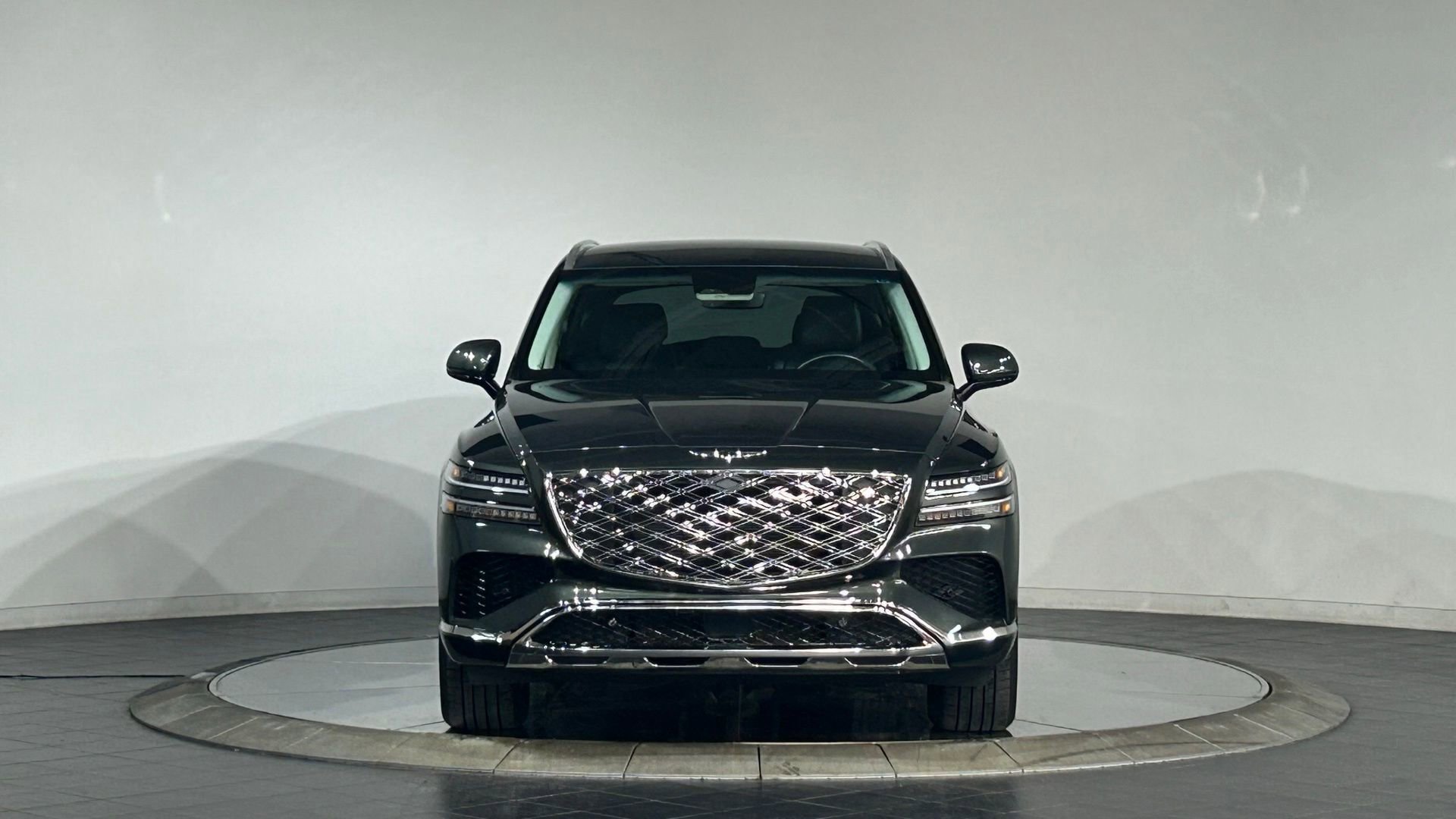 Used 2025 Genesis GV80 2.5T Standard image 3