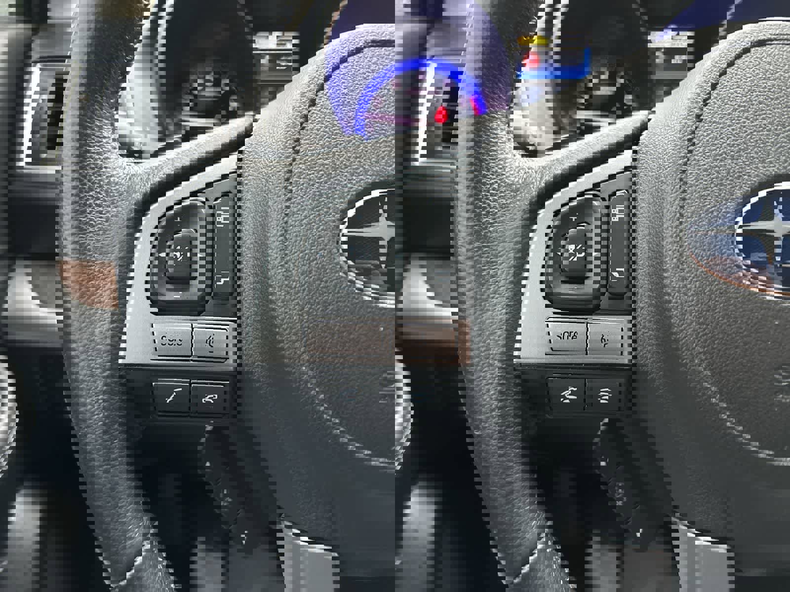 Used 2017 Subaru Outback 2.5i Limited AWD/4WD image 8