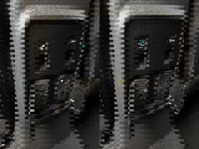 Used 2022 Ford Bronco Wildtrak image 16