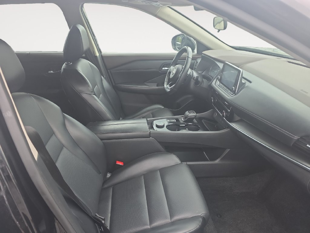 Used 2022 Nissan Rogue SV w/ SV Premium Package AWD/4WD image 15