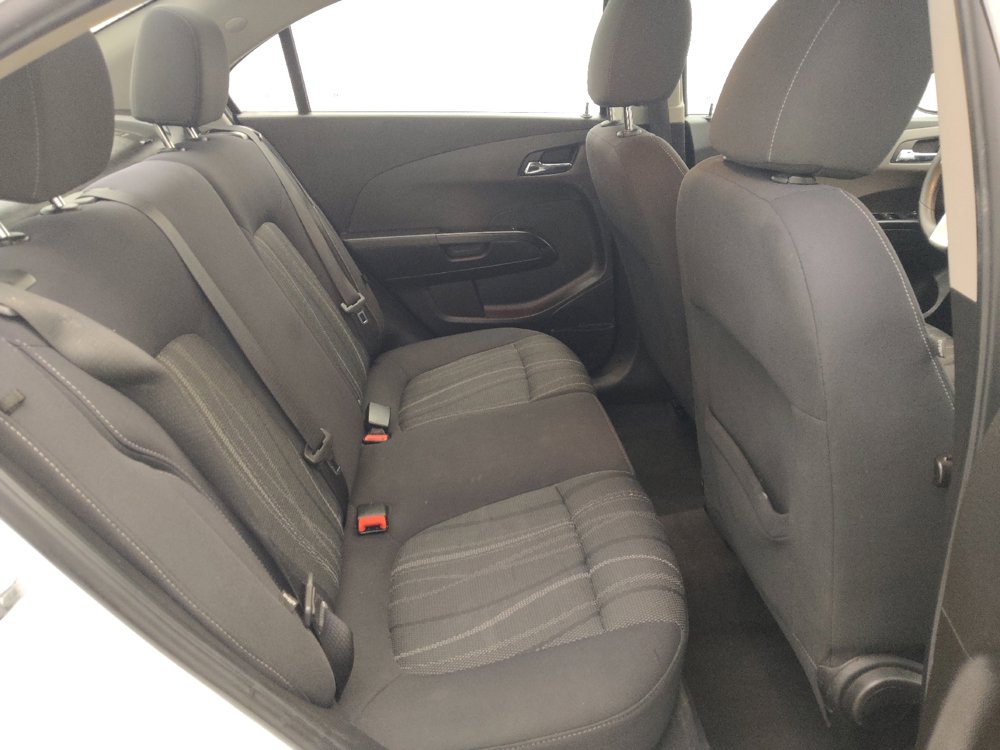 Used 2020 Chevrolet Sonic LT image 19