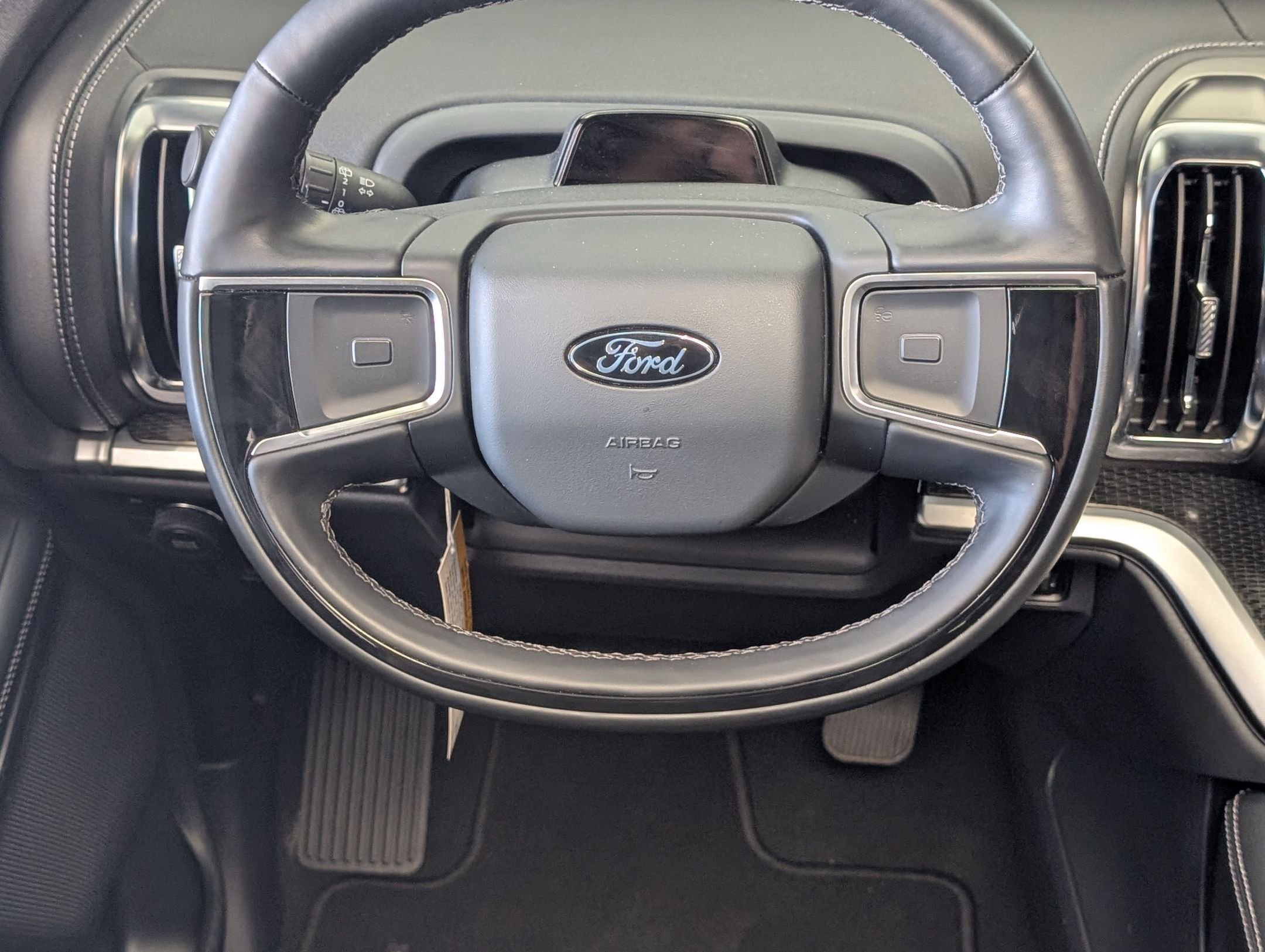 New 2025 Ford Expedition Max Platinum w/ Stealth Performance Package image 19