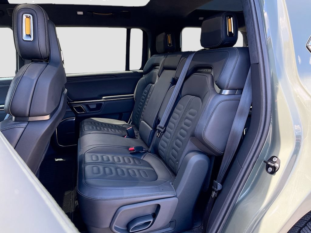 Used 2022 Rivian R1S Launch Edition AWD/4WD image 26