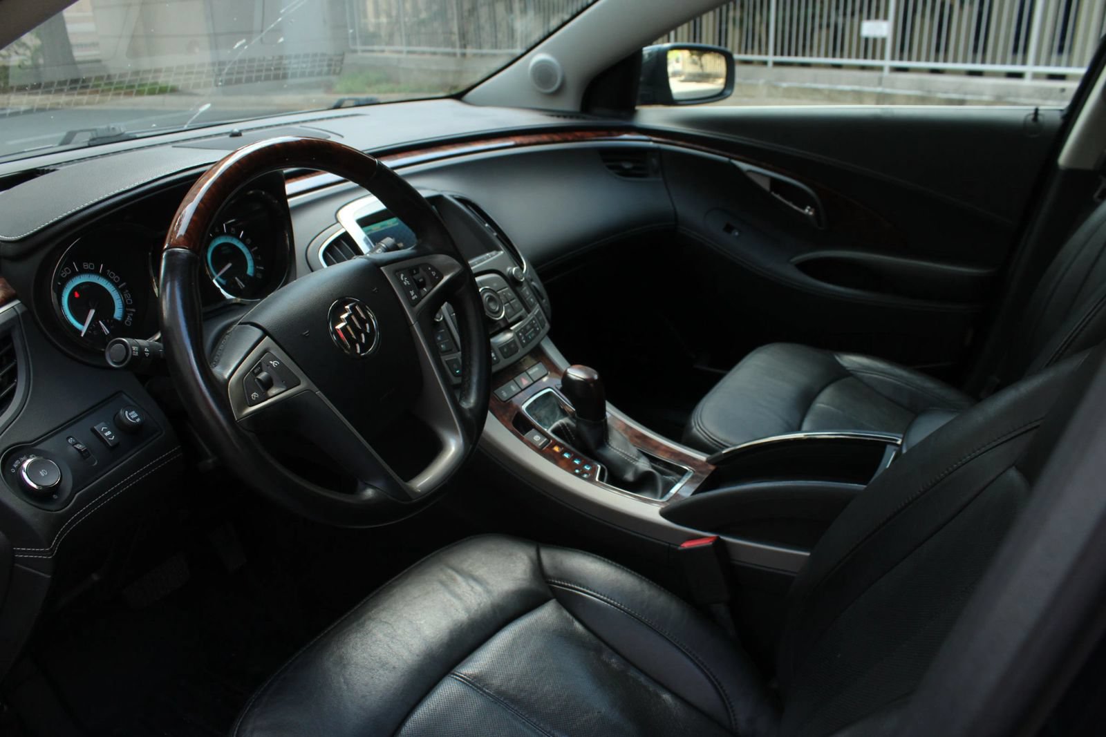 Used 2013 Buick LaCrosse Touring FWD image 13