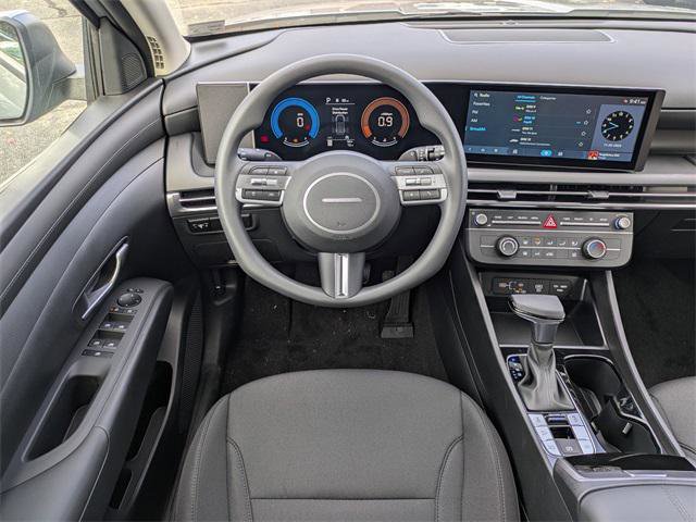 New 2026 Hyundai Tucson SE image 15