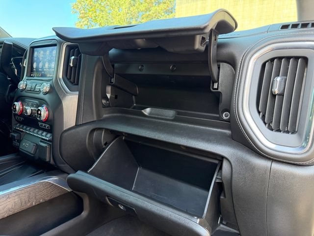 Used 2022 GMC Sierra 3500 Denali w/ Denali Ultimate Package AWD/4WD image 29