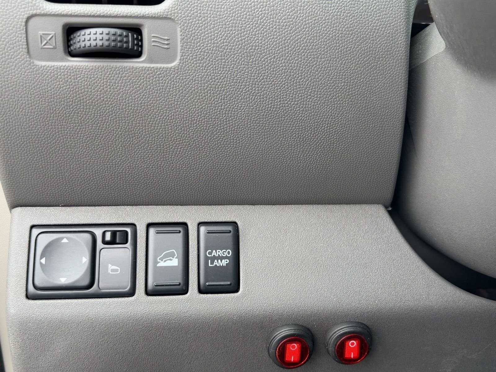 Used 2019 Nissan Frontier SV image 30