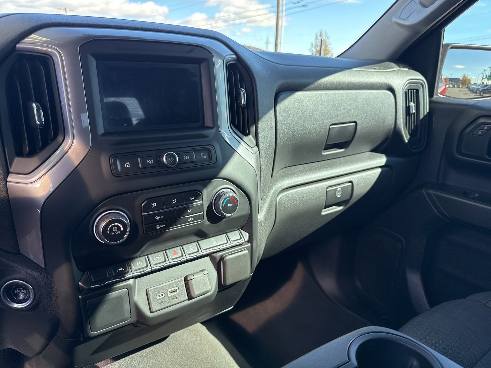 Used 2022 Chevrolet Silverado 1500 Custom Trail Boss image 21