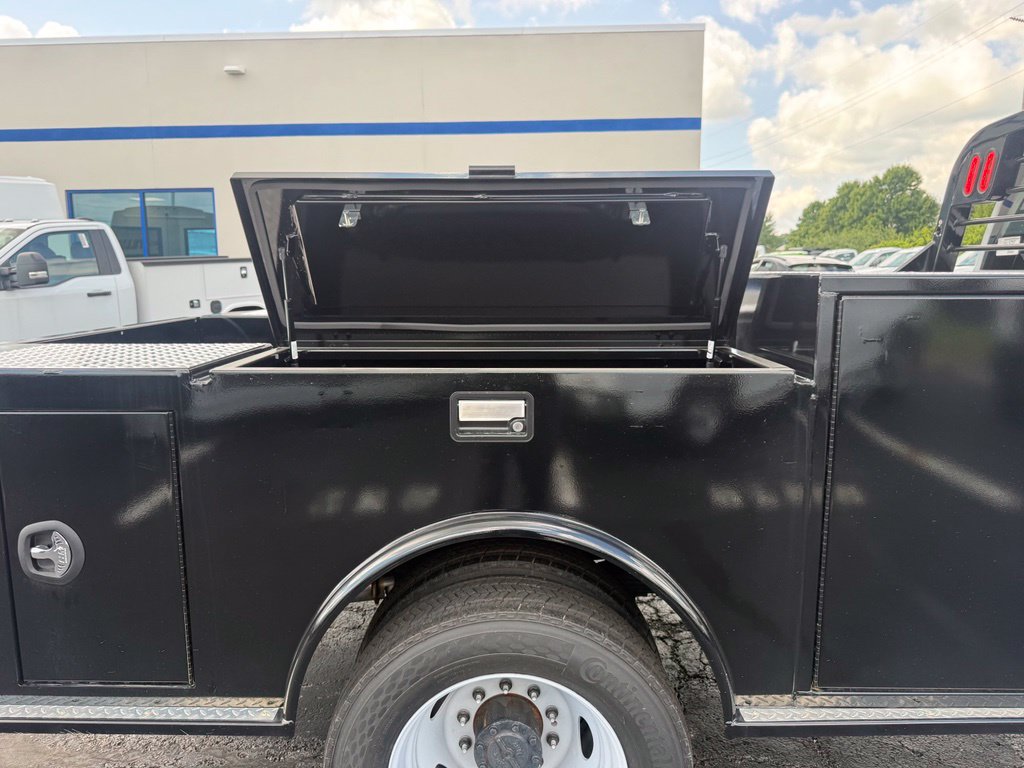 New 2026 Ford F550 4x4 Regular Cab Super Duty image 56