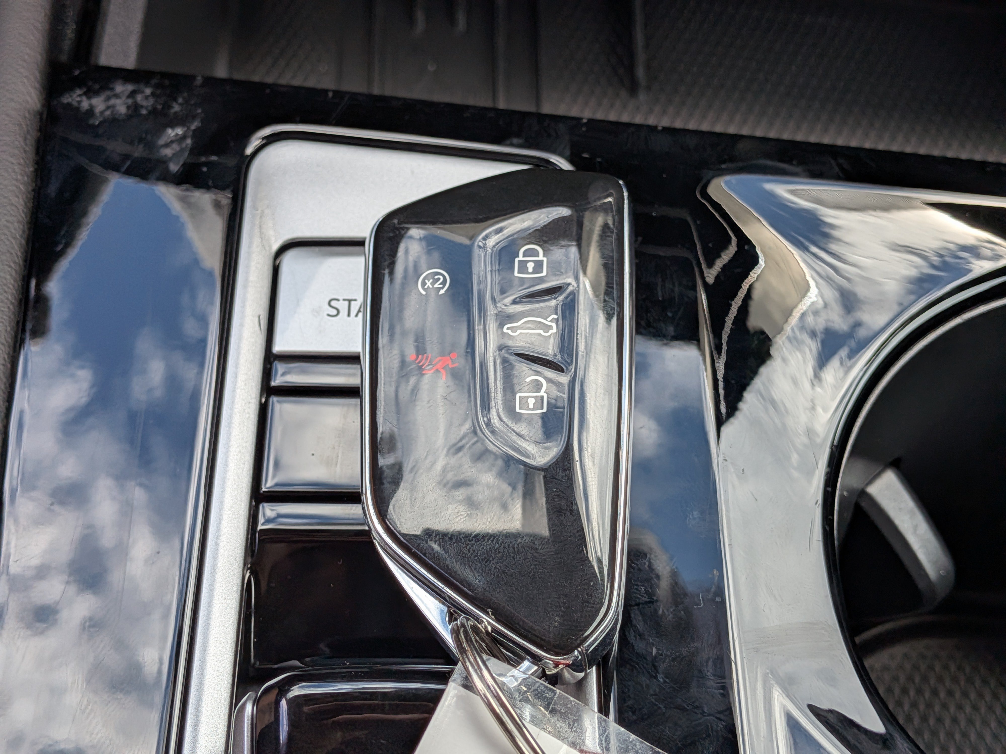 Used 2026 Volkswagen Atlas SE FWD image 35