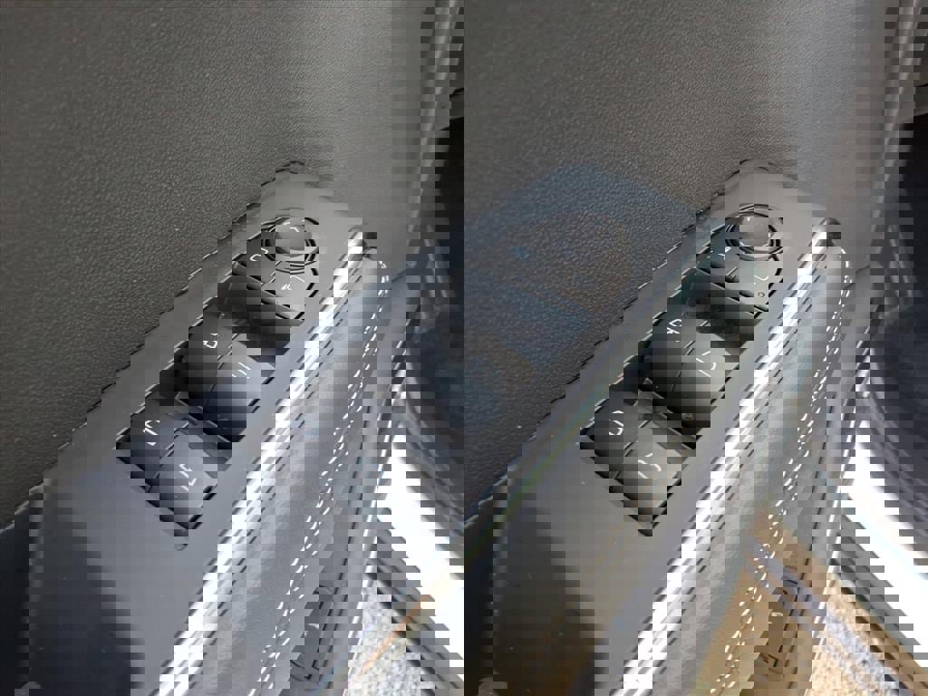 New 2026 GMC Acadia Elevation w/ Elevation Premium Package image 17