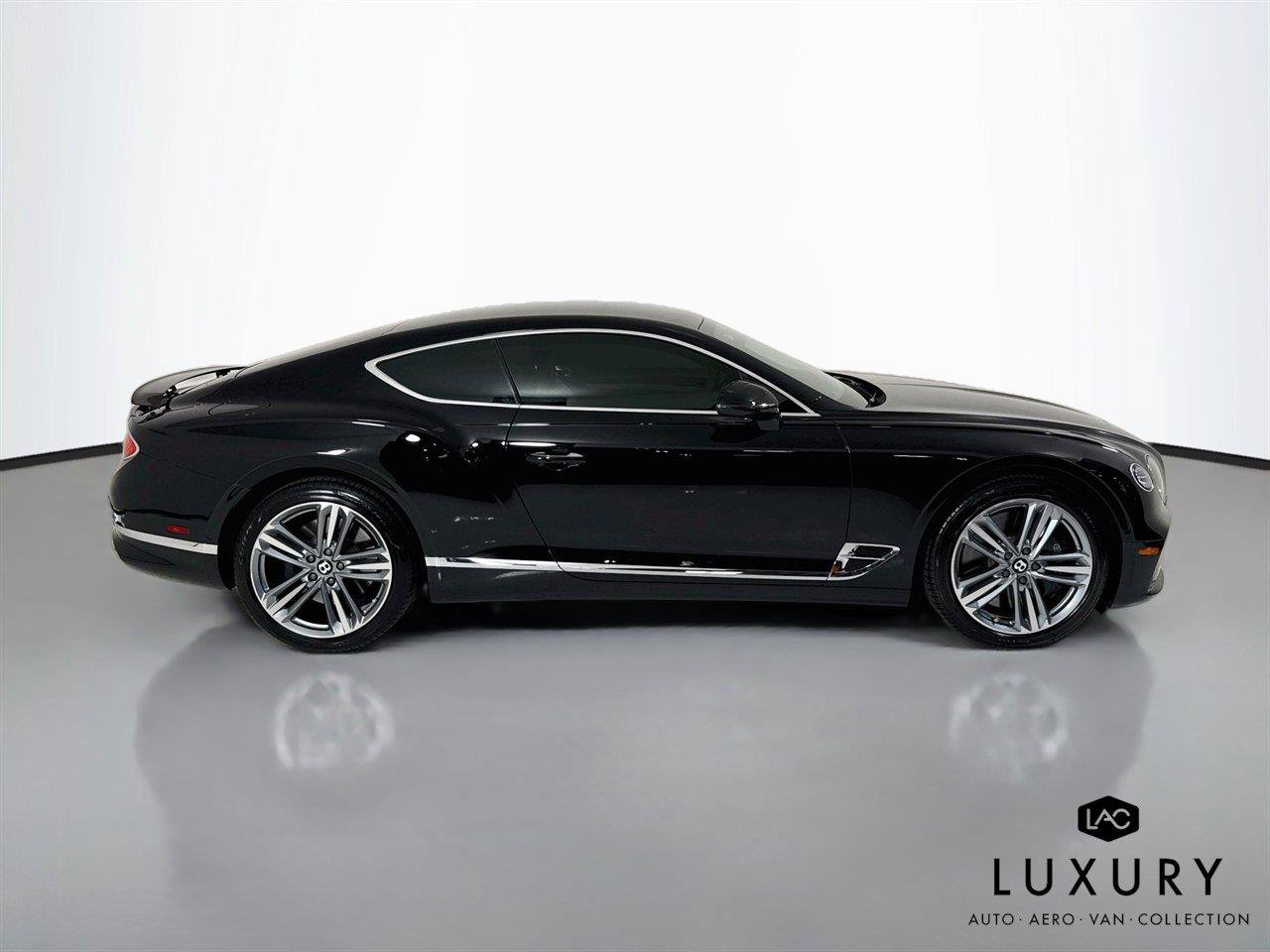 Used 2023 Bentley Continental GT V8 AWD/4WD image 4