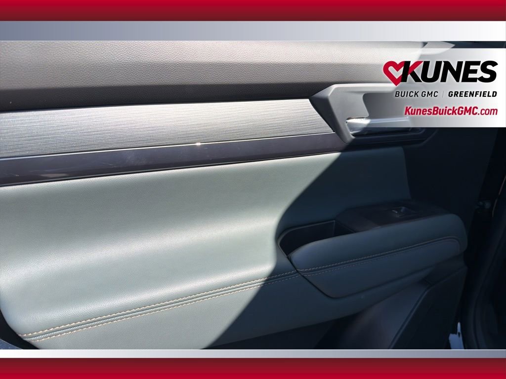 New 2026 GMC Terrain AT4 w/ Convenience Package III image 37