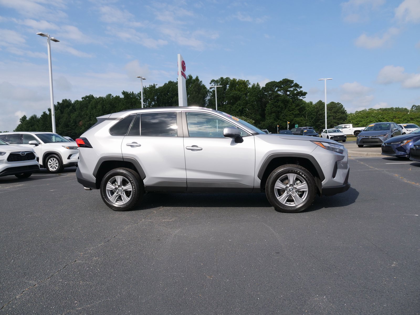 Used 2024 Toyota RAV4 XLE