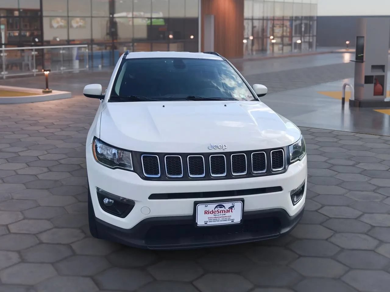 Used 2019 Jeep Compass Latitude w/ Popular Equipment Group AWD/4WD image 7