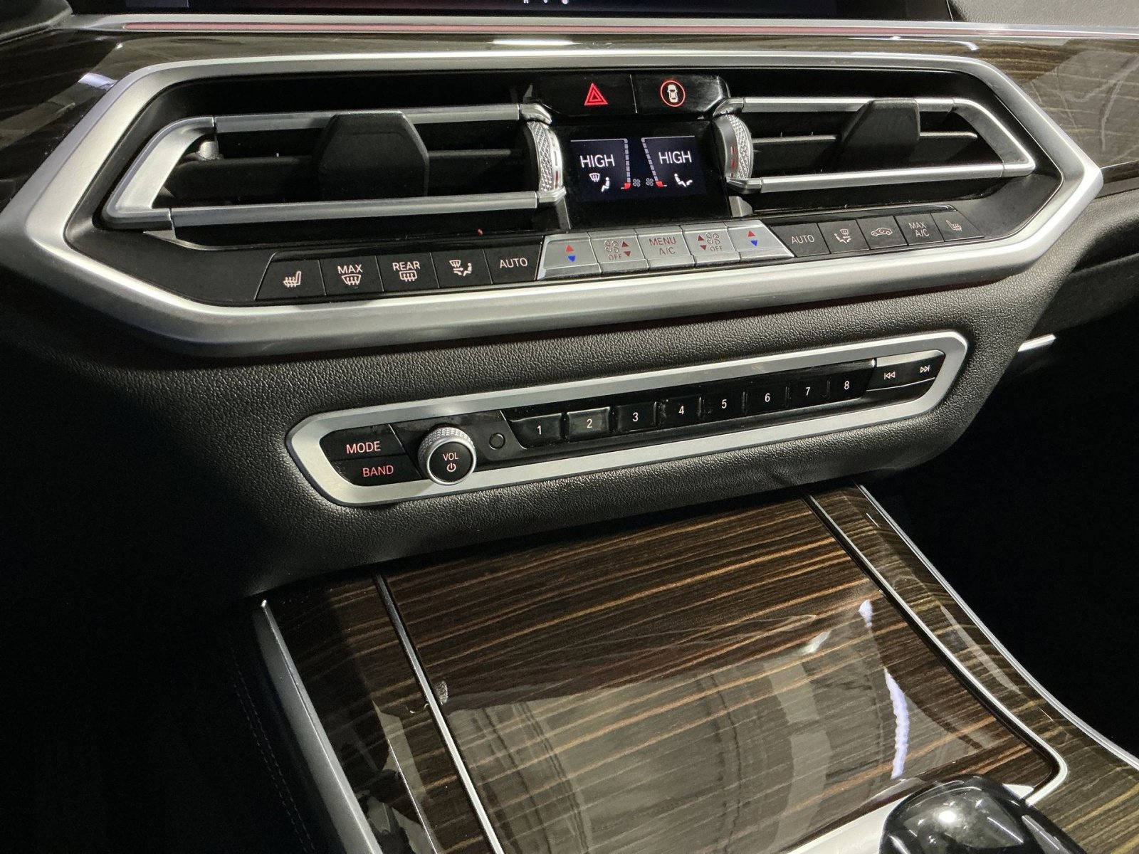 Used 2021 BMW X5 xDrive40i w/ Convenience Package image 29