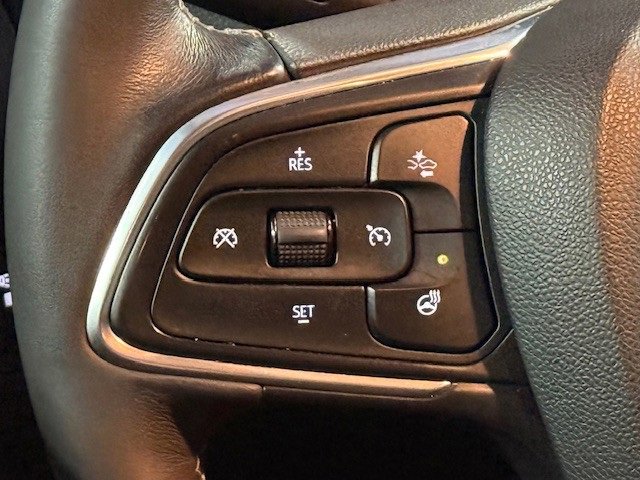 Used 2020 Buick Encore GX Essence w/ Experience Buick Package image 27