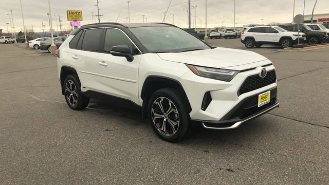 Used 2025 Toyota RAV4 XSE w/ Weather Package AWD/4WD image 2