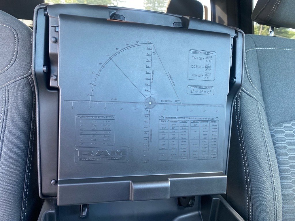 New 2025 RAM 2500 Big Horn image 19