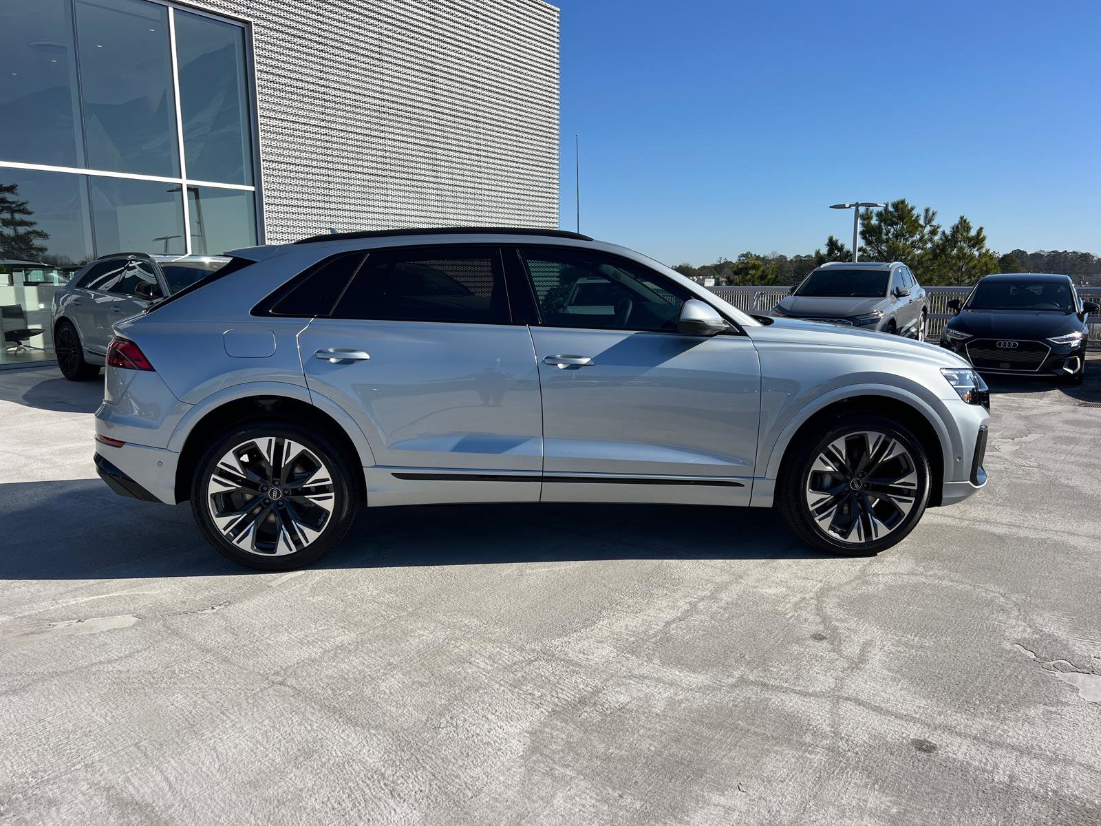 New 2025 Audi Q8 Premium Plus image 4